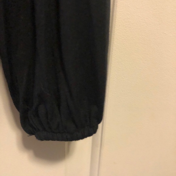 Black top - Picture 6 of 6